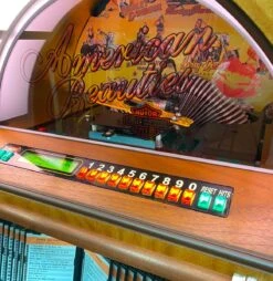 Harley Davidson Jukebox Rock-Ola Harley-Davidson American Beauties CD -Harley Davidson Shop americanbeautiescd17 xxl2