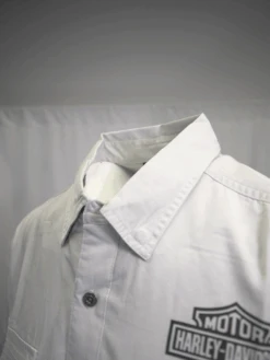 Harley Davidson Harley-Davidson Men's Solid Light Grey S/S Woven Shirt (S03) -Harley Davidson Shop d7c99a2b f607 5544 adf9 e2980c2b5f6f