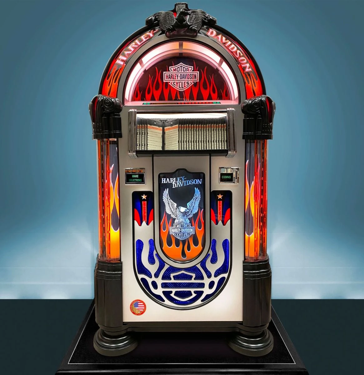 Harley Davidson Harley-Davidson Black Flames Brushed Aluminum Edition CD And Bluetooth Jukebox 4 Harley Davidson Harley-Davidson Black Flames Brushed Aluminum Edition CD And Bluetooth Jukebox - Image 2