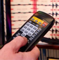 Harley Davidson Harley-Davidson Black Flames Brushed Aluminum Edition CD And Bluetooth Jukebox 35 Harley Davidson Harley-Davidson Black Flames Brushed Aluminum Edition CD And Bluetooth Jukebox -Harley Davidson Shop rockola vinyl glossblack11 xxl2 6